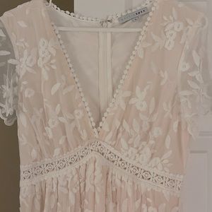 NWOT Baltic Born Ada Lace Maxi Dress